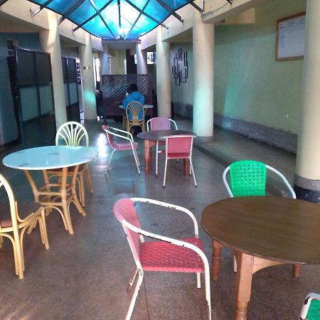 Crown Hotel Kericho Buitenkant foto